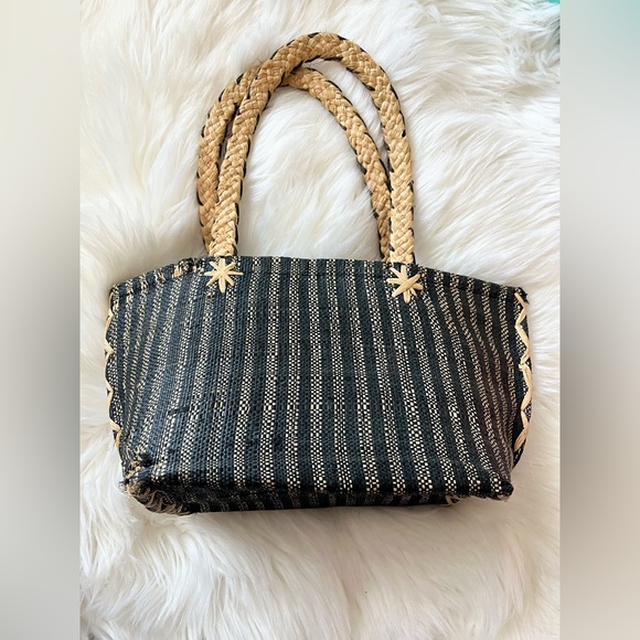 Annabel Ingall 100% Raffia Tote Handmade in Madagascar - Picture 10 of 14